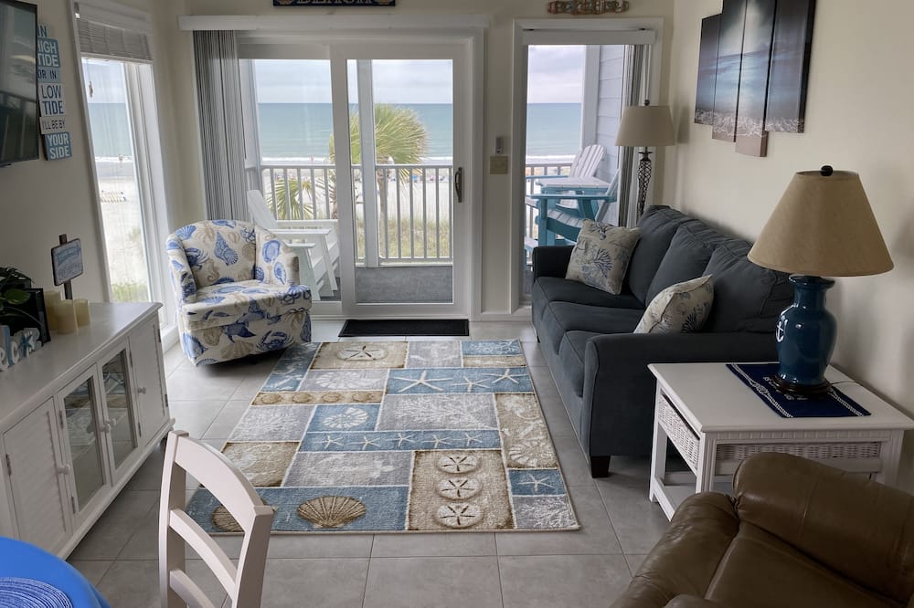Superb Views! Direct Oceanfront! FREE Beach Gear!