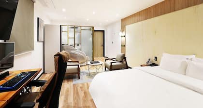 Mariposa Hotel Songtan