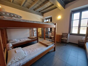 Shared Dormitory, Mixed Dorm (Dormitorio Misto bagno interno)