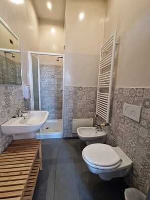 Bathroom - Ostello Cascina Costa Alta (Monza)