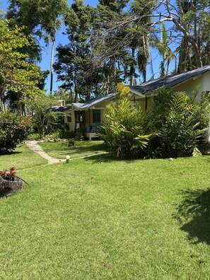 Front of property - HOTEL IGUANA  (Las Terrenas)