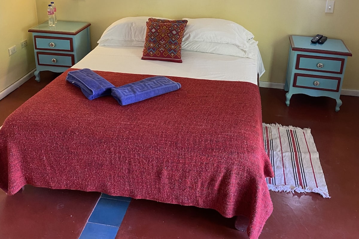 2 chambres, Wi-Fi gratuit, draps fournis