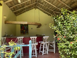 Bar (in der Unterkunft)