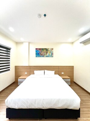 Deluxe Double Room | Minibar, desk, laptop workspace, soundproofing - Orion Hotel Halong (Ha Long)