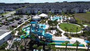 A heated pool - Gorgeous Home with Golf Course View Championsgate (Kissimmee)