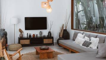 Vila, 3 kamar tidur | Ruang keluarga | Smart TV