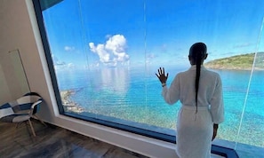 1 bedroom, premium bedding, in-room safe, blackout curtains - condostmaarten by the sea -Adults Only- (Cole Bay)