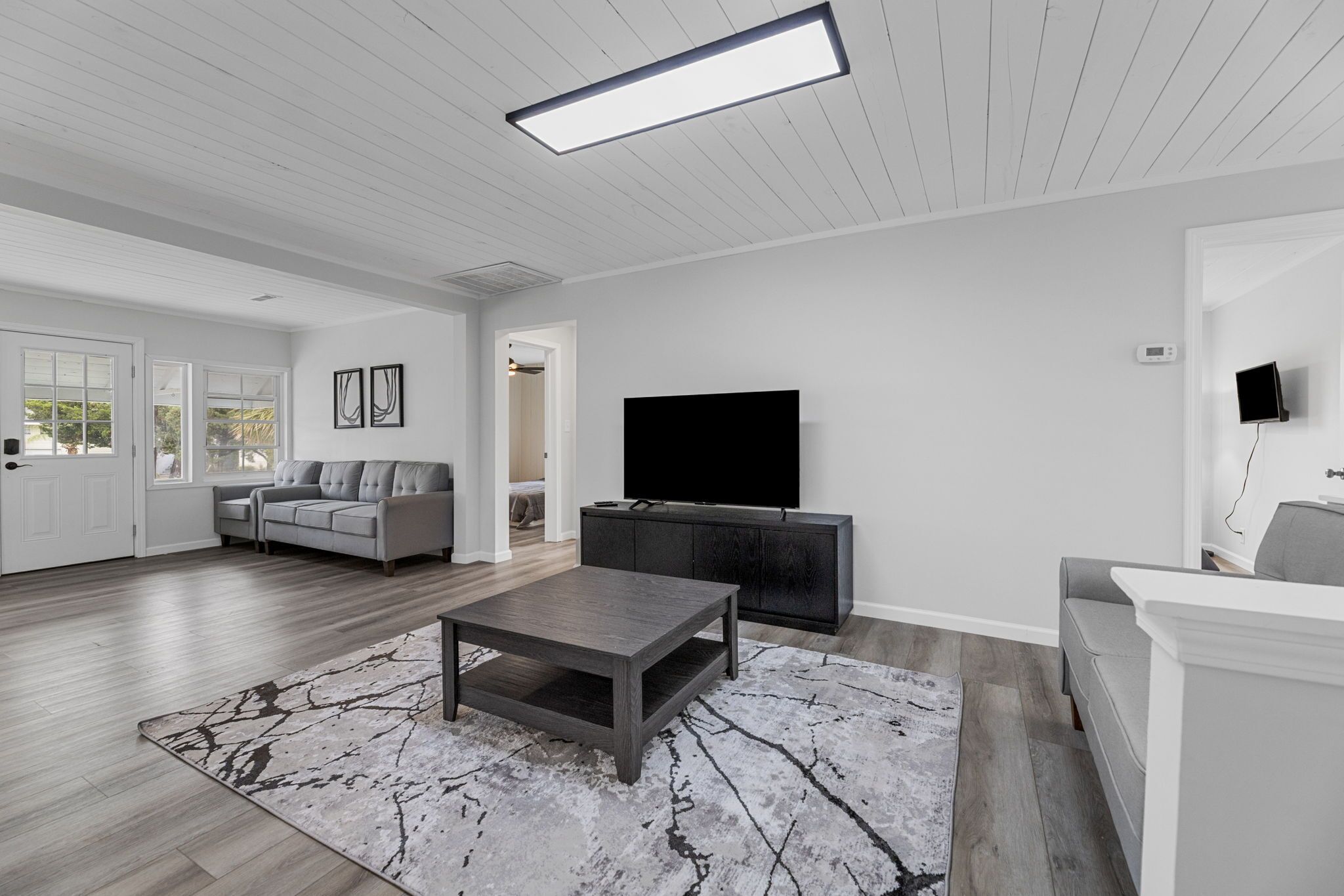 Deja Blu | 7 BR, 4 BA