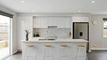 Microwave, oven, stovetop, dishwasher