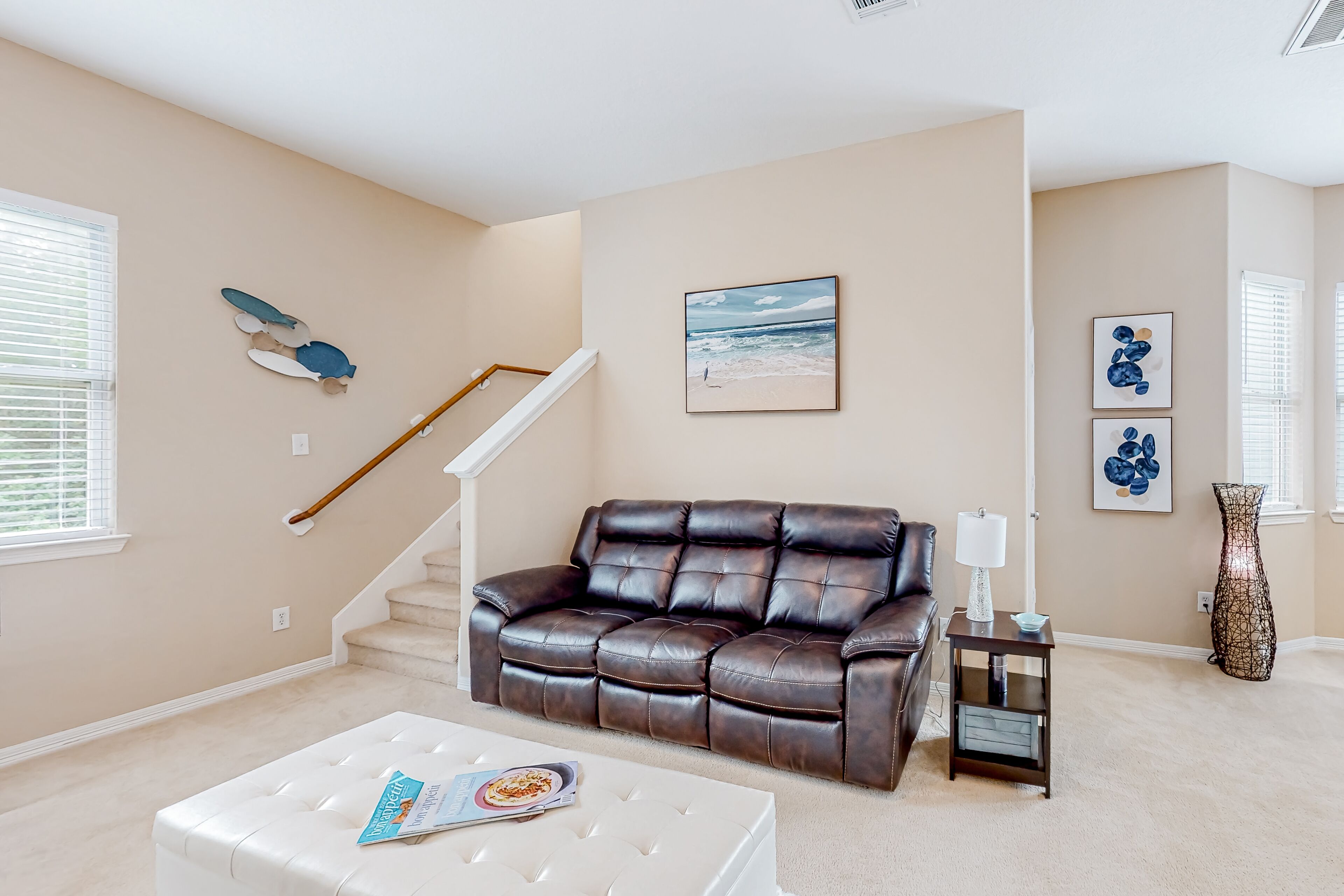 Charming home outside of the city with a large yard, washer/dryer, & central AC