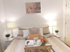 1 dormitorio, tabla de planchar con plancha, cuna de viaje y wifi gratis