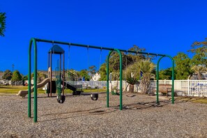 Children's area - Golf course-front condo with hot tub, outdoor pool. Less than 1 mile to beach! (North Myrtle Beach)