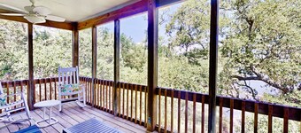 Recently Updated! Waterfront Views, Kayaks, Pool, BHI Club w/ Golf & Pickleball, Dog Friendly