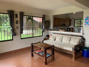 Living area - Costa Rica Jungle Oasis (Platanillo)