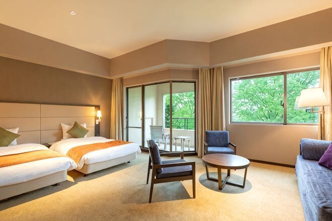 In-room safe, blackout drapes, free WiFi