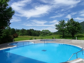 Indoor pool, seasonal outdoor pool