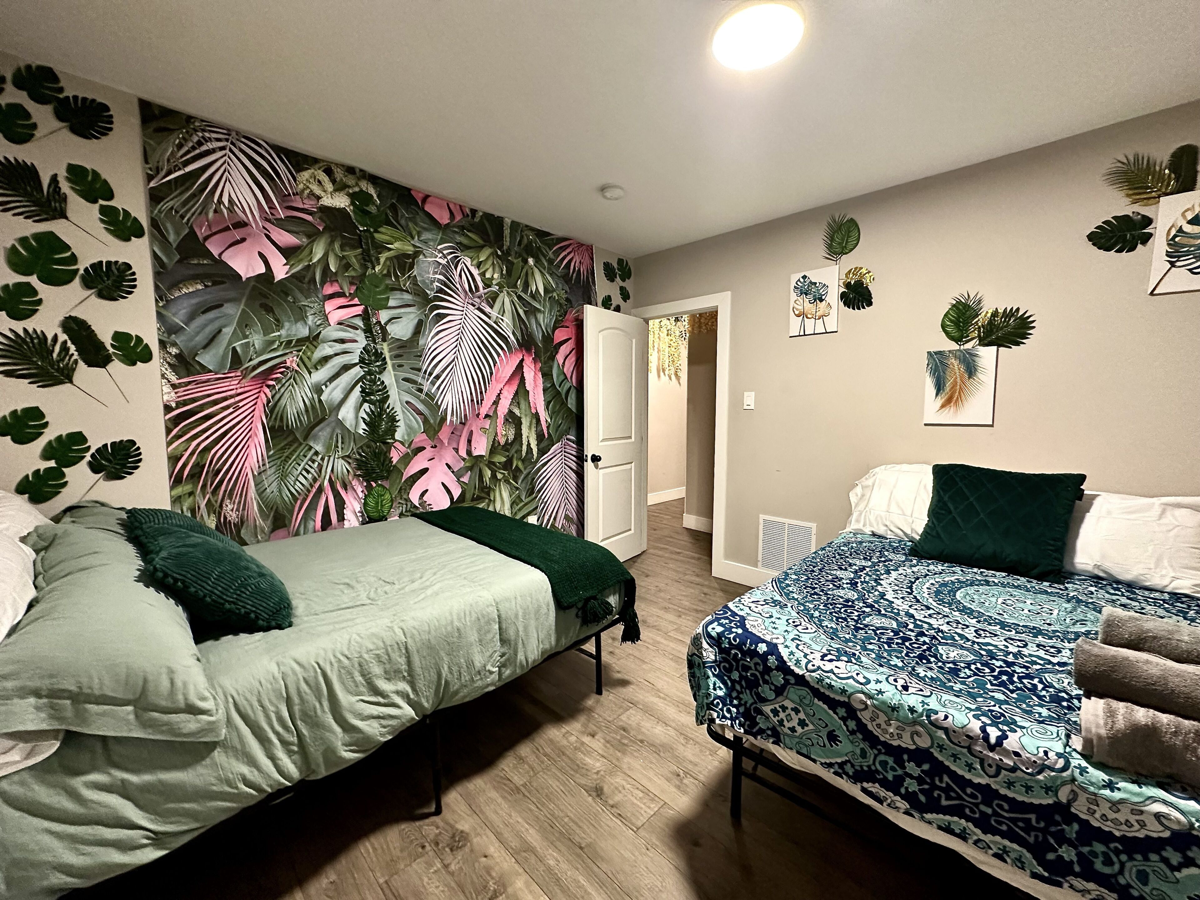 FlowerHouse- Instaworthy 2br2ba