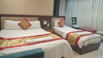 Quarto triplo premium | Wi-Fi de cortesia, roupa de cama