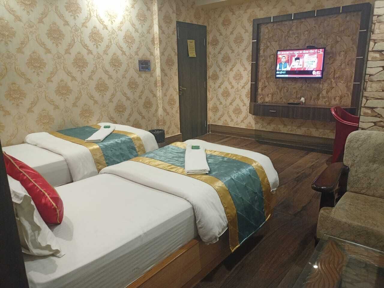 Quartos à prova de som, Wi-Fi de cortesia, roupa de cama