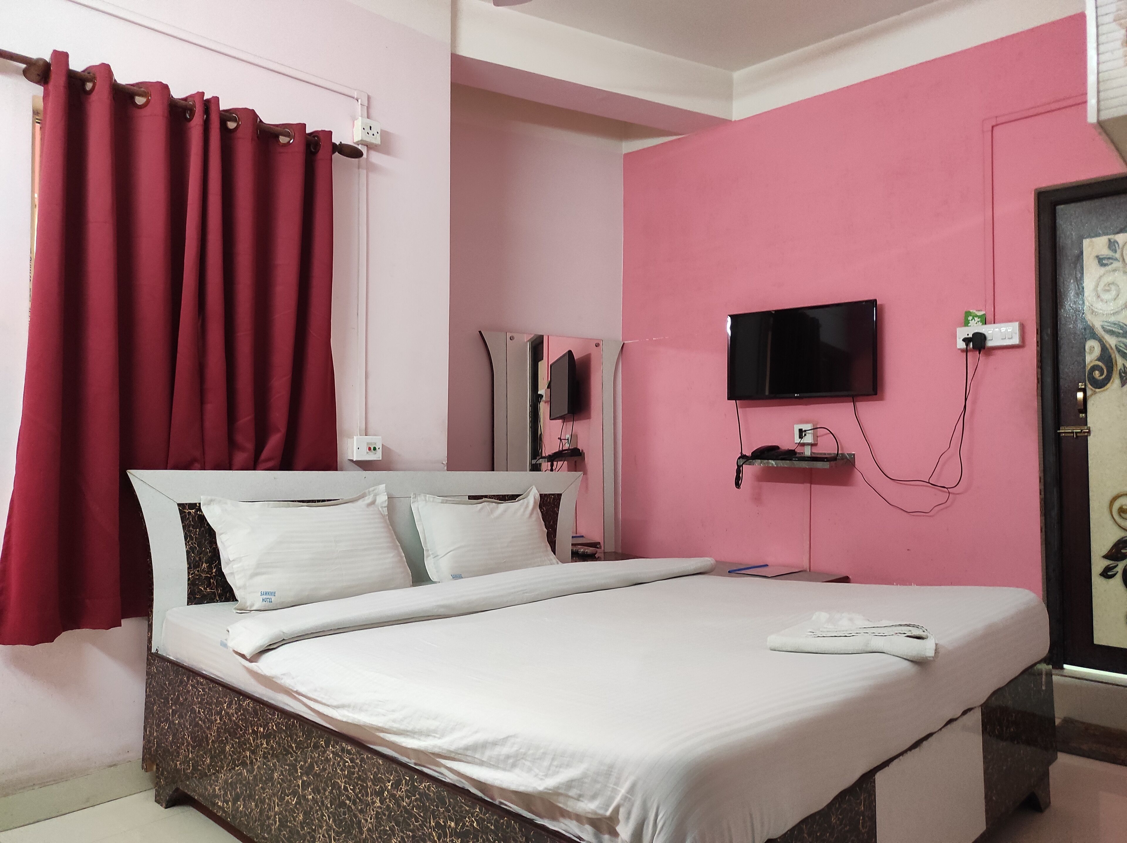 Wifi gratis y ropa de cama