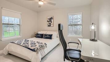 4 bedrooms, WiFi, bed sheets