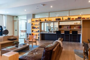 Spa - Spacious 1 BR condo *Amazing views* Pool* Kitchen (Austin)