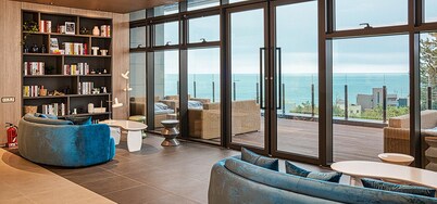 Sokcho I Park Suite Hotel and Resort