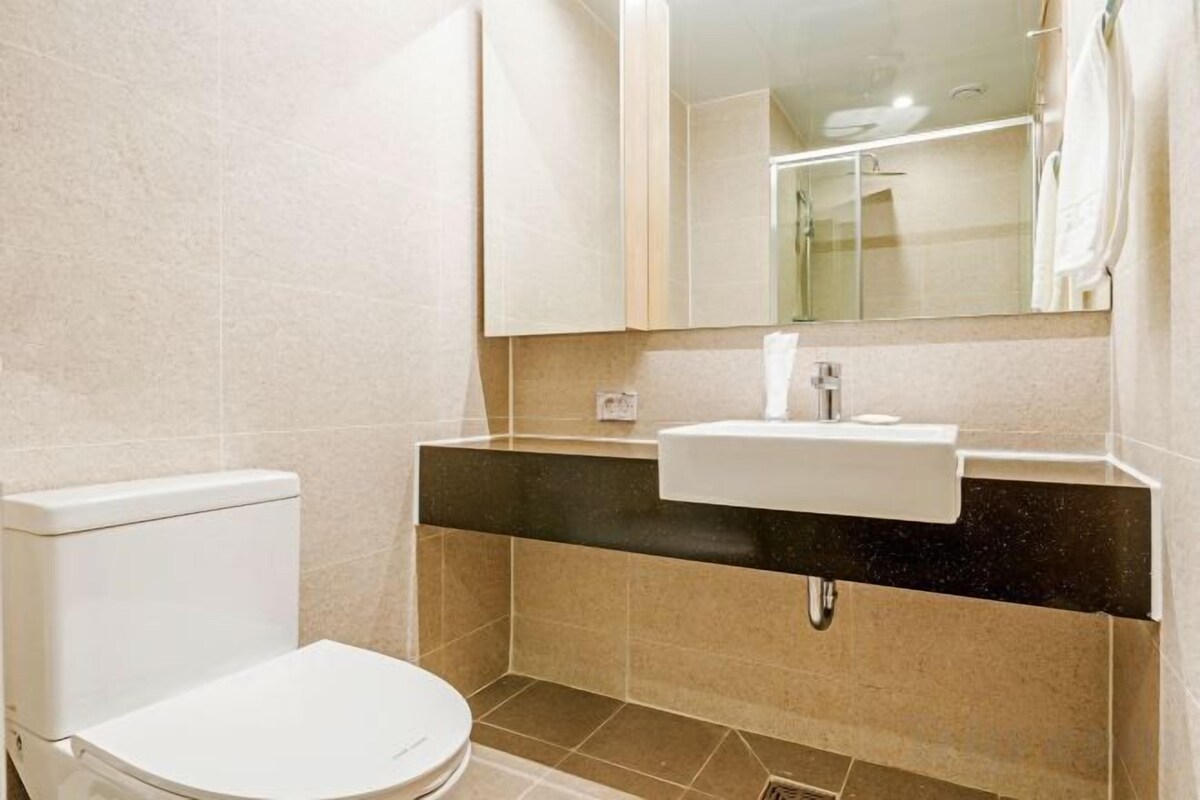 Buồng tắm vòi sen, đồ dùng nhà tắm thân thiện với môi trường 