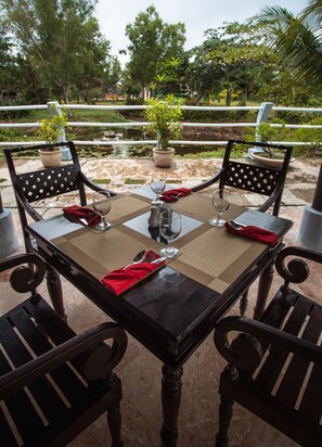 Restaurant - lorin beach resort belitung (Tanjung Pandan)