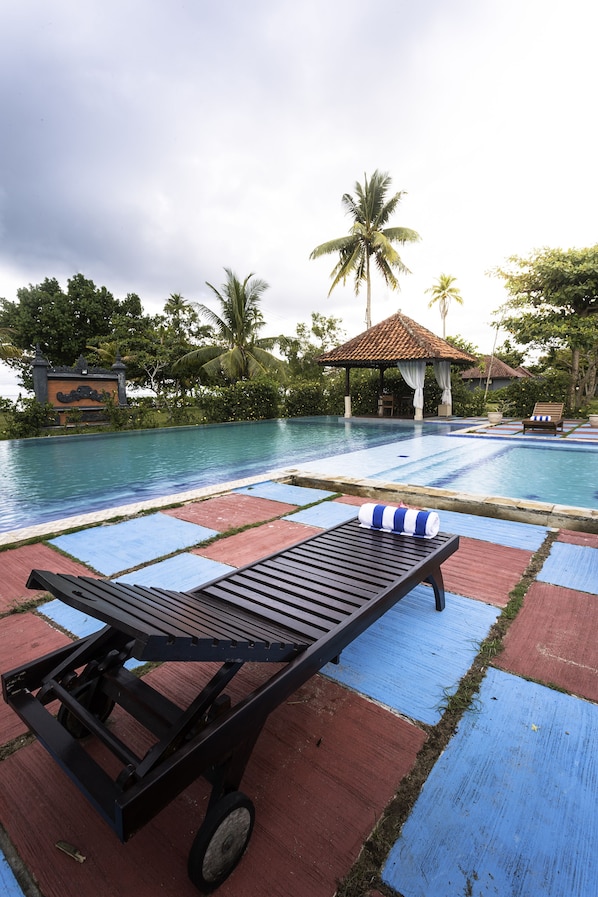 3 outdoor pools - lorin beach resort belitung (Tanjung Pandan)