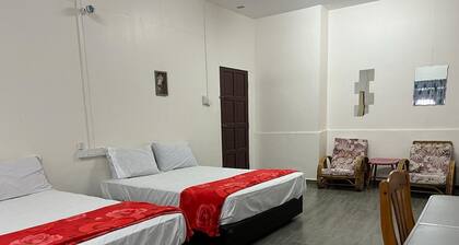 OYO 90786 Motel Merak