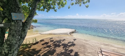 Très Belle Villa Bord de mer Avec Plage Privée