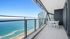 Unclassified image, 4 of 402, button - Jewel Beachfront Residences (Surfers Paradise)
