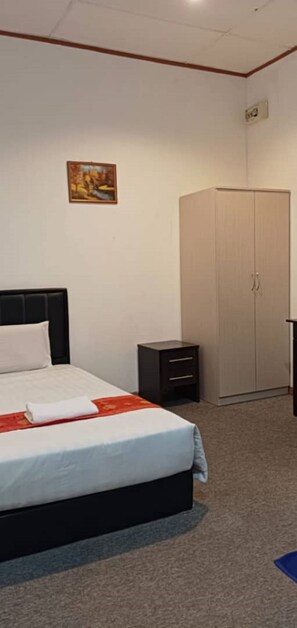 Standard Single Room - OYO 90785 Pandan Hotel (Kota Kinabalu)