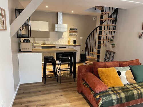 Chic et Lumineux Dans le Bourg