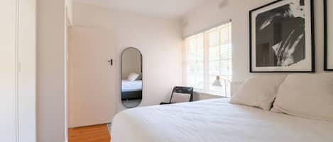 2 bedrooms, desk, iron/ironing board, travel cot