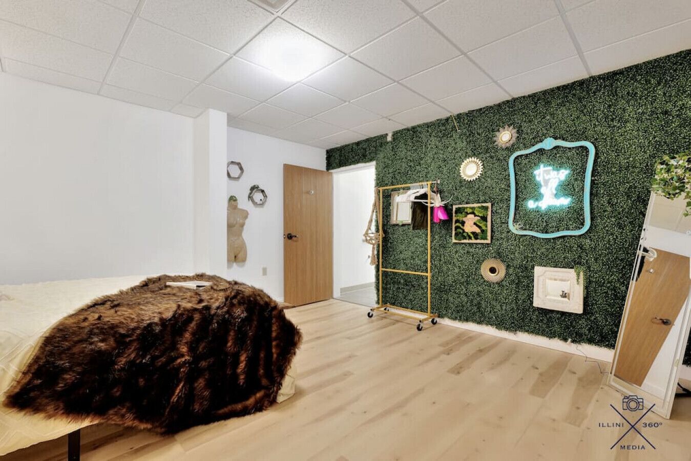 The Secret Garden - Room 5