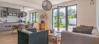 Artist Workshop House by Domaine de Colomban