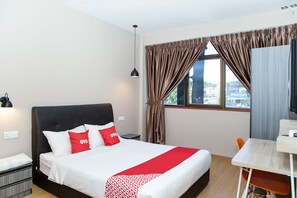Executive Suite | Bed sheets - Capital O 90406 Mirani Hotel (Taman Melawati)