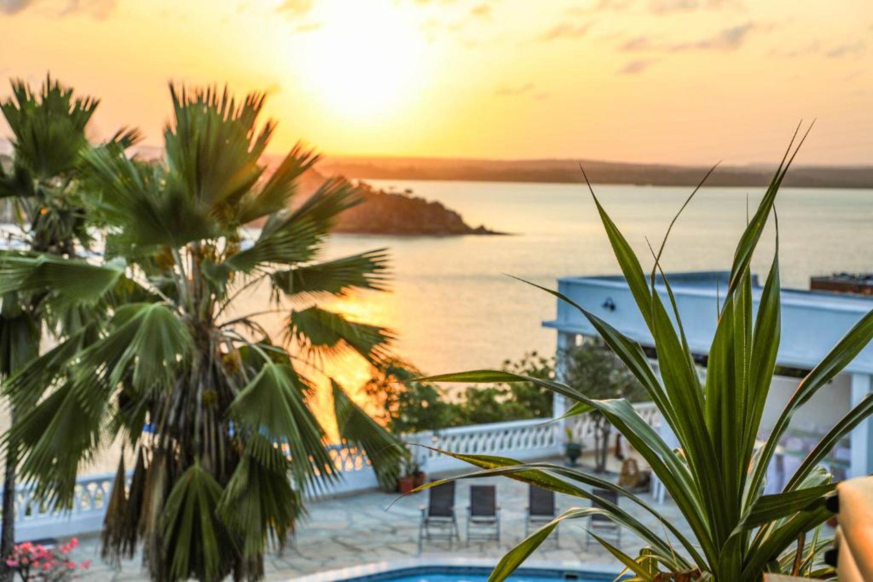 Individually furnished, desk, laptop workspace, free WiFi