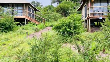 8 bedrooms, premium bedding, down duvets, Select Comfort beds