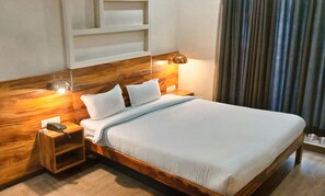 Room - Royal Residence Near 32nd Milestone (Gurugram)