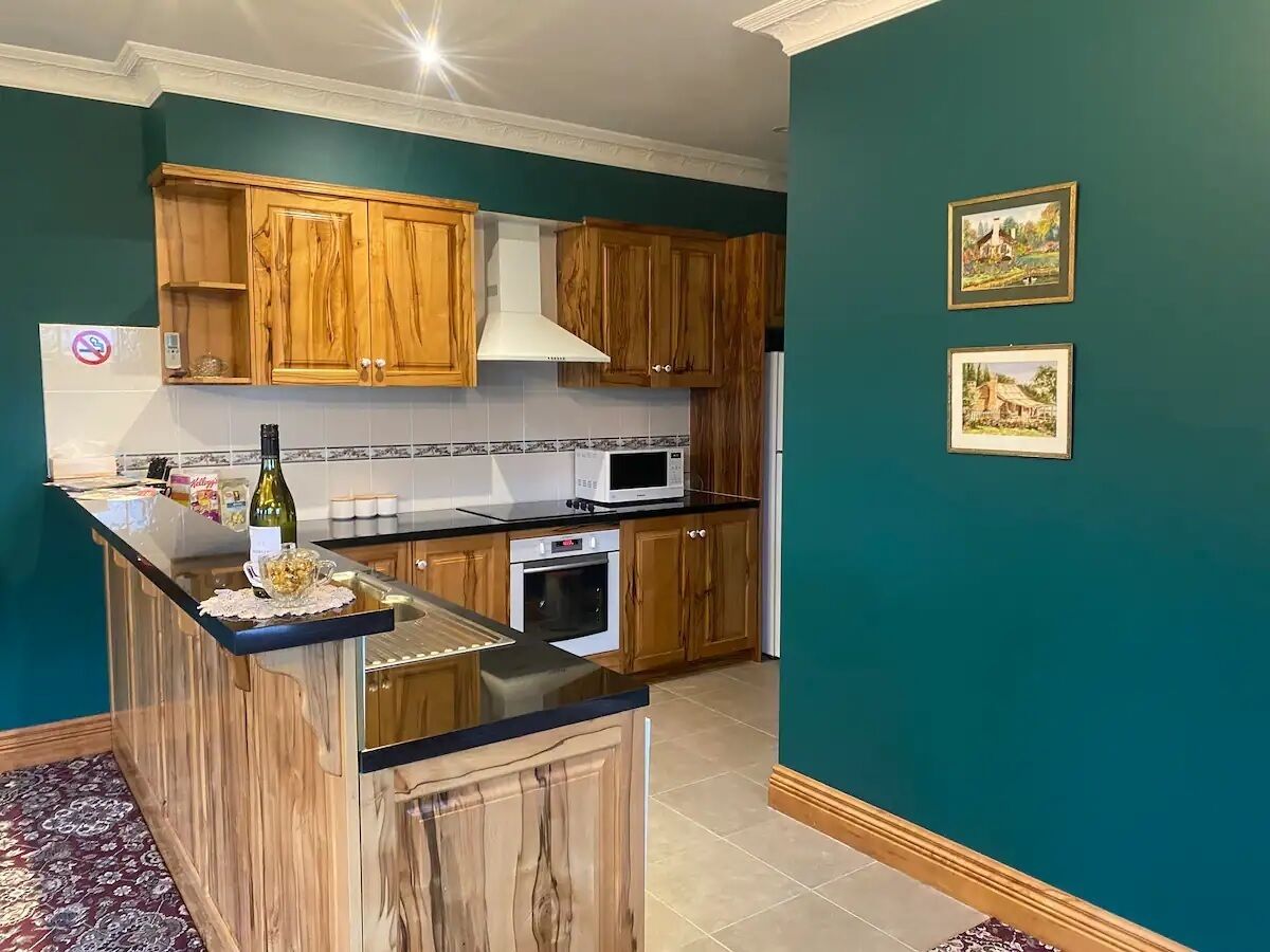 Sheoak House Private Self Contained 2 Bedroom Unit