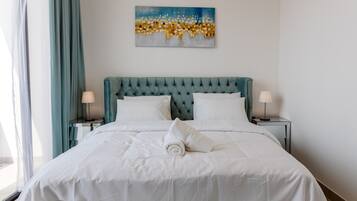 Luxury Villa | 4 bedrooms, premium bedding, down duvets, Select Comfort beds
