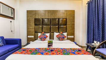 Egyptian cotton sheets, premium bedding, desk, soundproofing