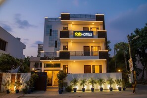 Exterior - Fabhotel The Residency (Gurugram)