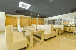 Restaurant - Fabhotel Prime Kingfisher (Udaipur)