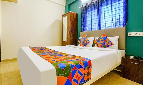 Deluxe kamer | Lakens van Egyptisch katoen, luxe beddengoed, een bureau, gratis wifi