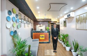 Reception - FabHotel Delta Suites I (New Delhi)