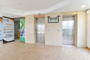 Lobby - Fabhotel Gl Residency (Ahmedabad)
